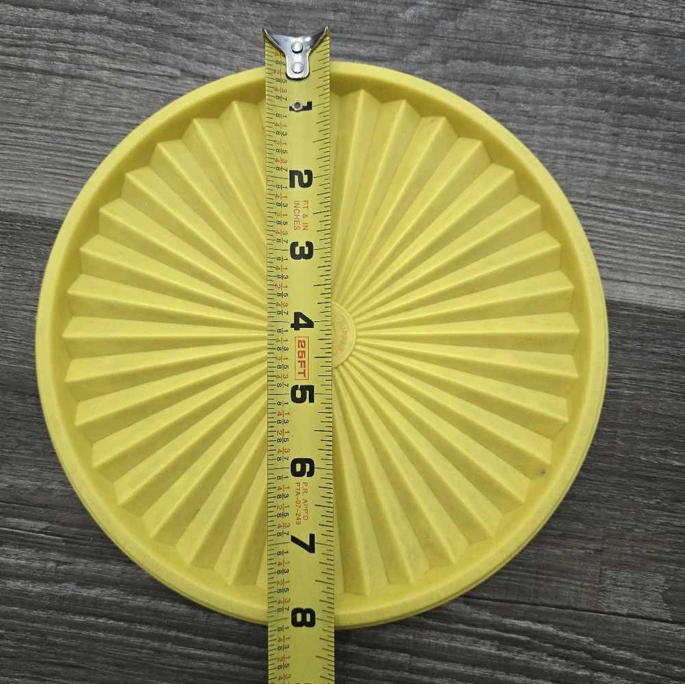Tupperware lid replacement 8 inches
